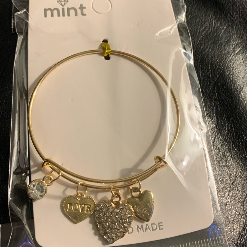 Bracelet